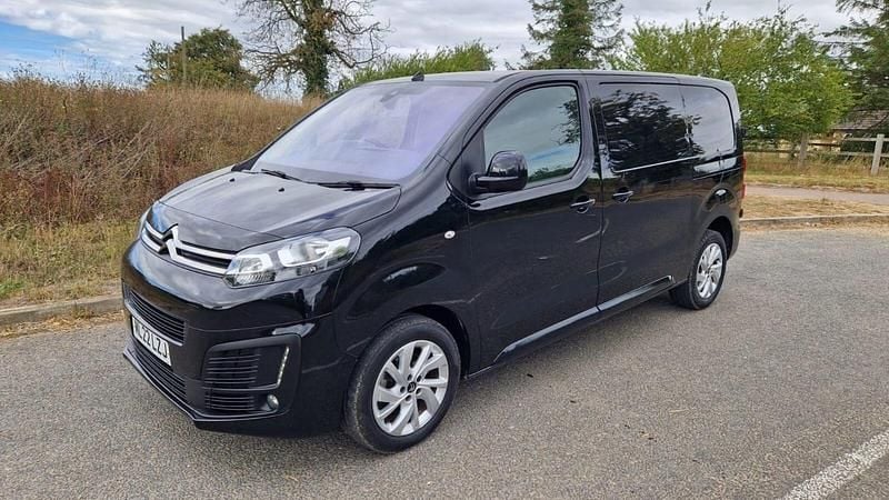 Black Used 2022 Citroën Dispatch MPV | £11,250 (Fair price) - Image 1/4