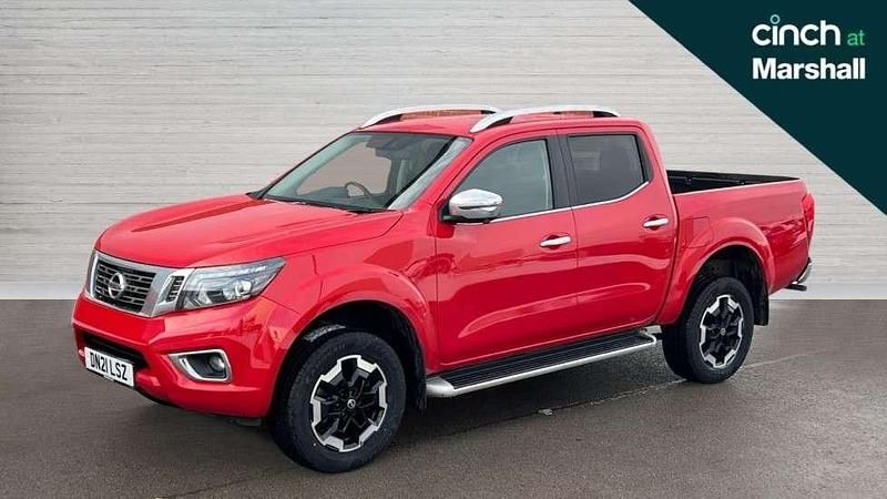 Used Nissan Navara Tekna 2021 Red Pickup