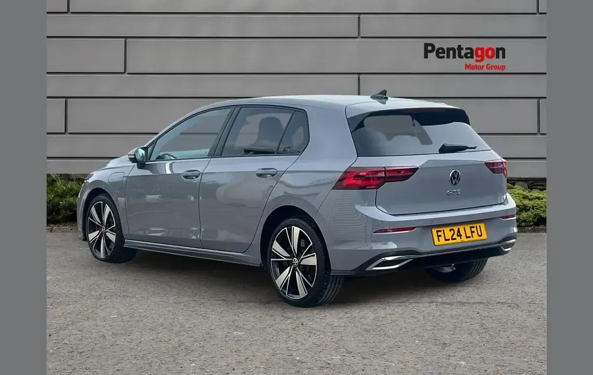 Used VW Golf VIII GTE 241 HP (177 kW) 2024 Grey Hatchback