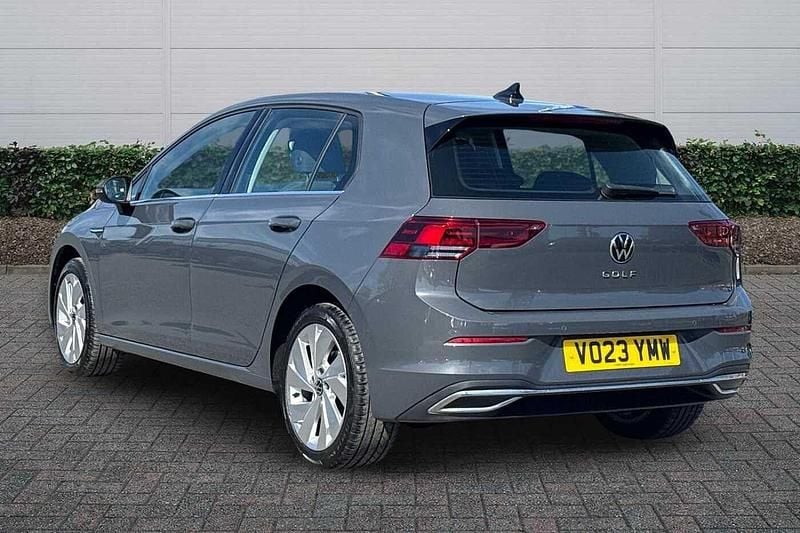 Used VW Golf VIII Style 150 HP (110 kW) 2023 Grey Hatchback