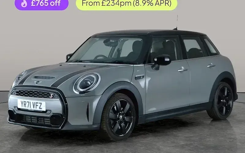 Używany Mini Cooper S Classic 178 KM (130 kW) 2022 Hatchback