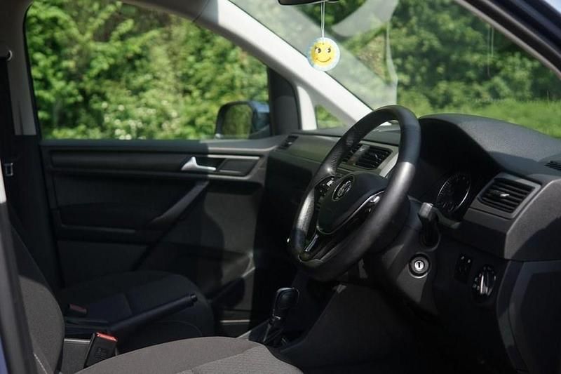 Used VW Caddy Maxi Life Life 2018 Blue MPV