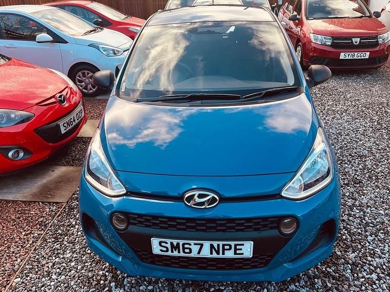 Used Hyundai i10 2018 Blue Hatchback