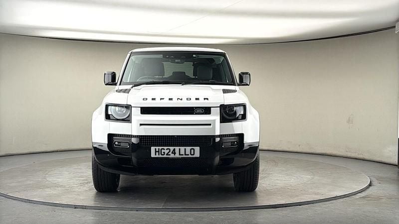 Usado Land Rover Defender HSE Dynamic 250 HP (183 kW) 2024 Branco SUV