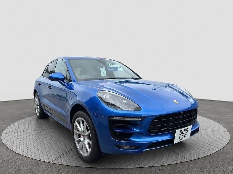 Blue Used 2025 Porsche Macan Turbo SUV | £28,995 - Image 1/4