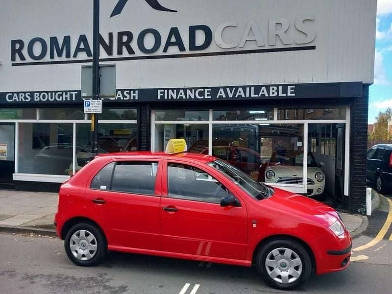 Red Used 2005 Skoda Fabia Classic Hatchback | £695 (Super price) - Image 1/4