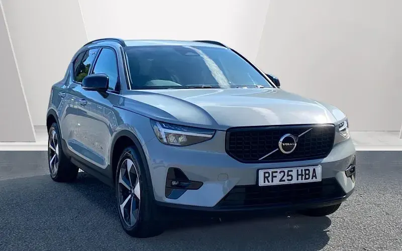 Used Volvo XC40 Plus 197 HP (144 kW) 2025 SUV