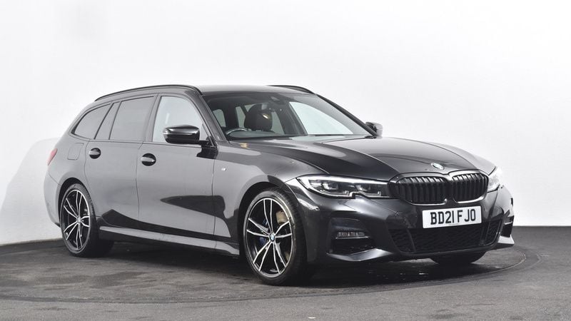 Black Used 2021 BMW 320 M Sport Estate | £25,490 (Expensive) - Image 1/4