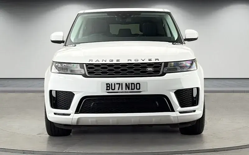 Used Land Rover Range Rover Sport HSE Dynamic 300 HP (220 kW) 2021 Fuji white SUV