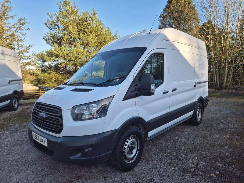 Used Ford Transit 130 HP (95 kW) 2018 White MPV