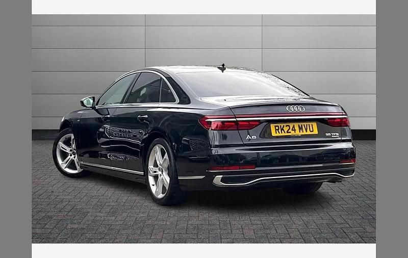 Usado Audi A8 S-Line 340 HP (250 kW) 2024 Preto Sedan