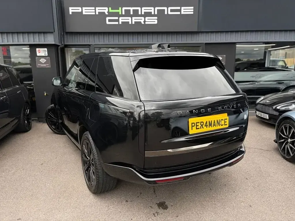 Używany Land Rover Range Rover S 2023 Czarny SUV