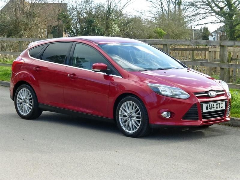 Used Ford Focus Zetec 2014 Red Hatchback