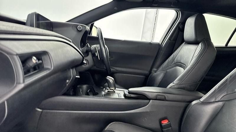 Image 3/4