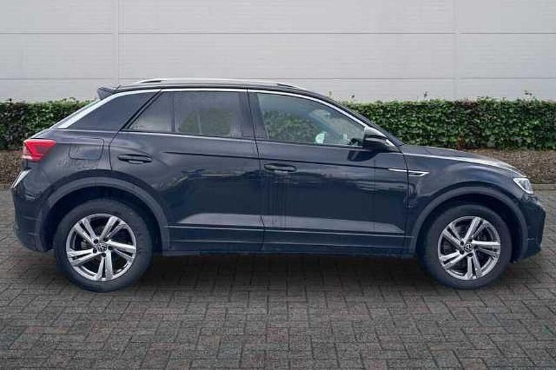 Used VW T-Roc R-line 150 HP (110 kW) 2023 Black SUV