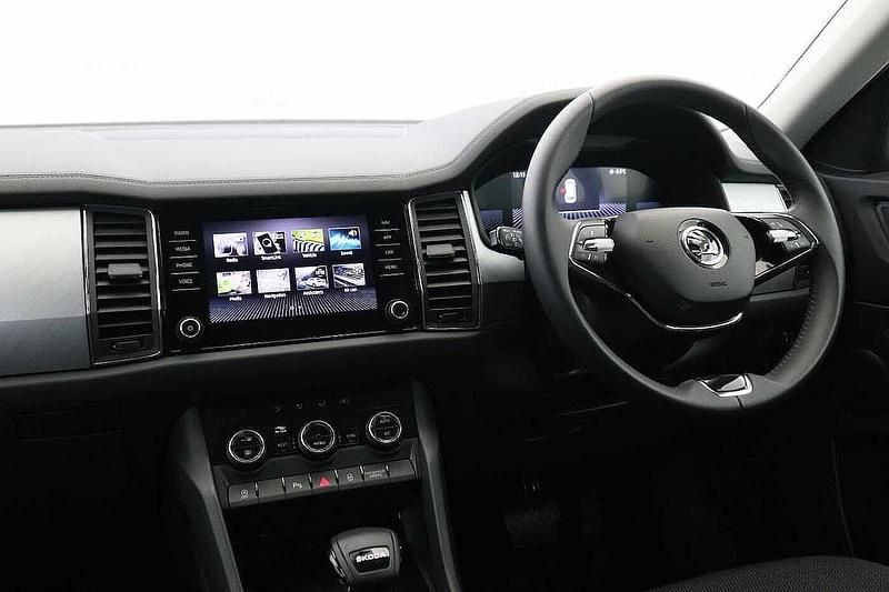 Used Skoda Kodiaq SE Drive 147 HP (108 kW) 2024 Graphite grey metallic SUV