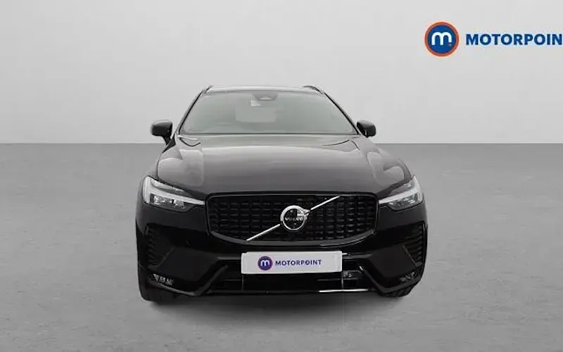 Used Volvo XC60 Plus 250 HP (183 kW) 2024 Black SUV