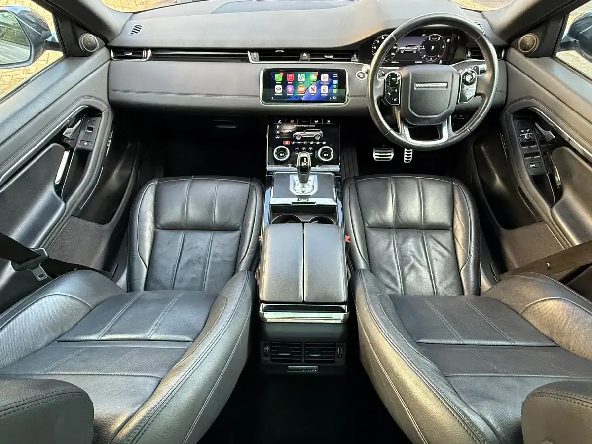 Used Land Rover Range Rover evoque SE Dynamic 240 HP (176 kW) 2019 Grey SUV
