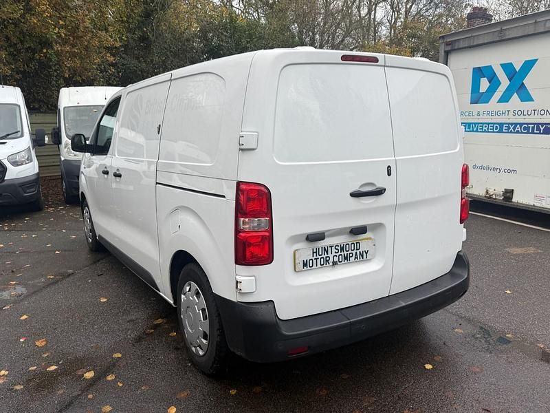 Used Citroën Dispatch 2020 White MPV