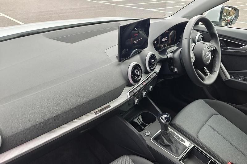 Used Audi Q2 Sport 147 HP (108 kW) 2025 White SUV