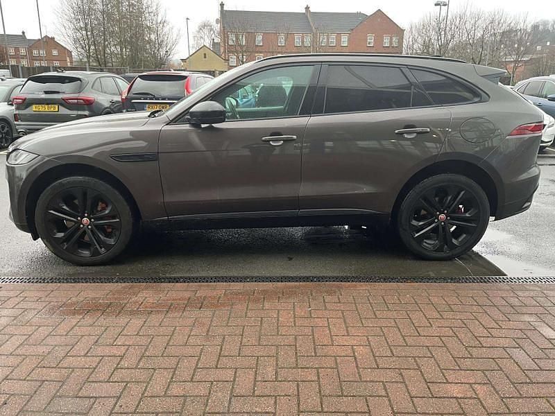 Used Jaguar F-Pace R-Dynamic 2023 Photon grey SUV