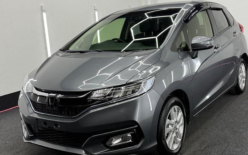 Second-hand Honda Jazz S 102 CP (75 kW) 2017 Hatchback