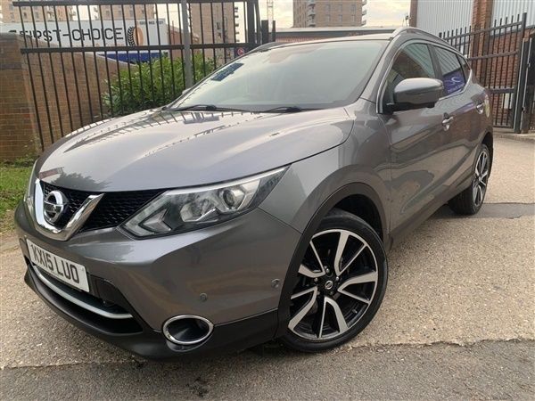 Grey Used 2015 Nissan Qashqai S SUV | £7,995 (Fair price) - Image 1/1