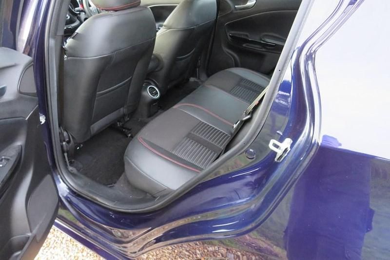 Used Alfa Romeo Giulietta Veloce 2011 Blue Hatchback