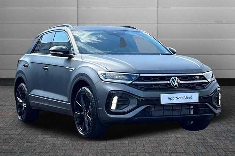 New 2025 VW T-Roc SUV | £34,995 - Image 1/4