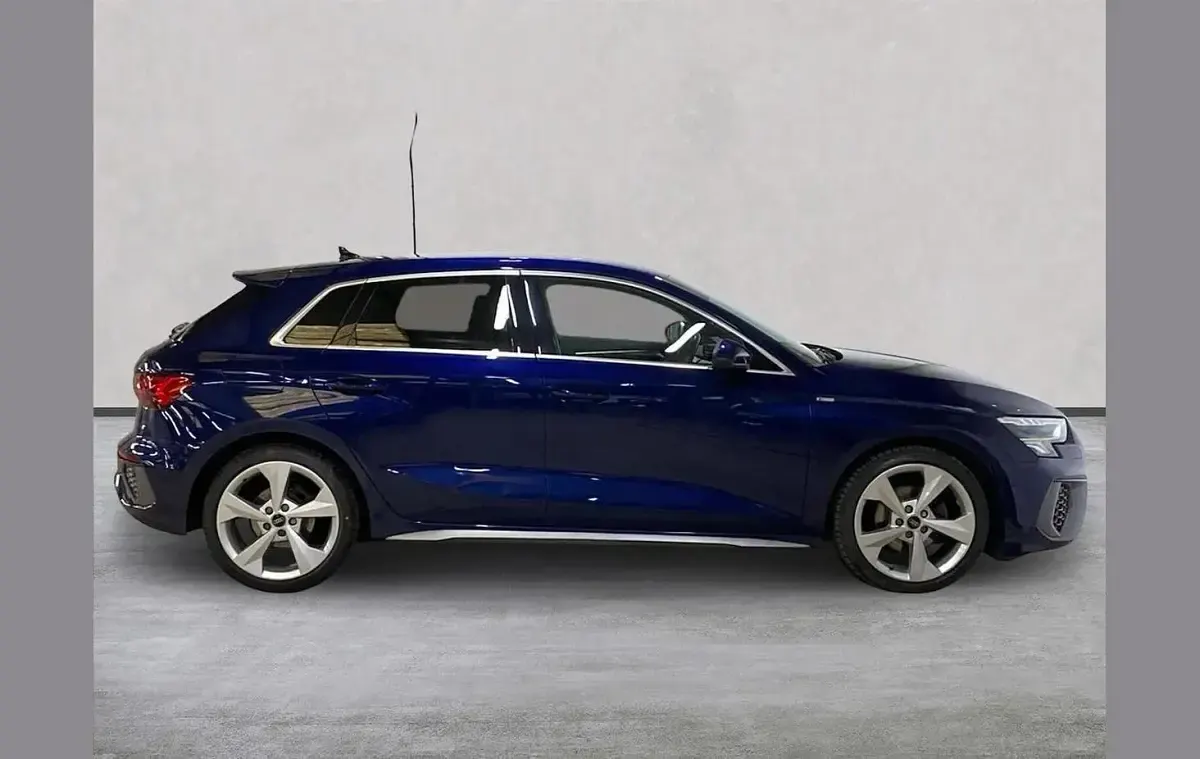 Used Audi A3 S-Line 110 HP (80 kW) 2023 Blue Sedan
