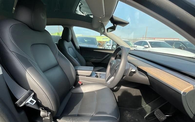 Used Tesla Model Y Long Range AWD 286 kW (389 HP) 2025 SUV