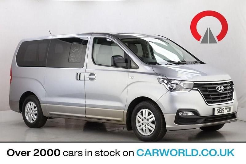 Silver Used 2019 Hyundai I800 SE MPV | £13,700 (Fair price) - Image 1/3