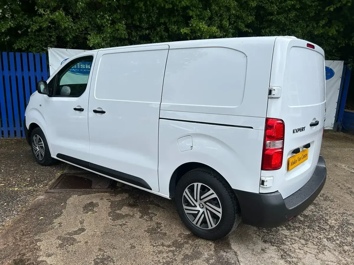 Used Peugeot Expert Premium 2023 White Van