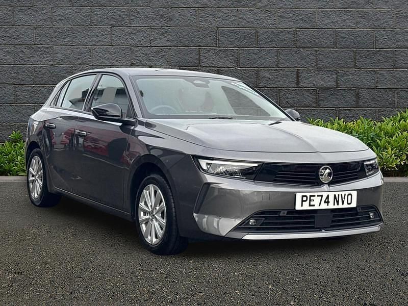 Used Vauxhall Astra Design Edition 110 HP (80 kW) 2024 Grey Hatchback
