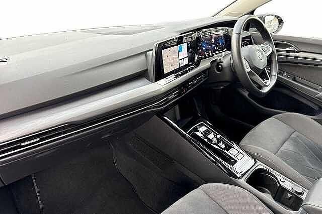 Used VW Golf VIII Style 204 HP (150 kW) 2022 Black Hatchback