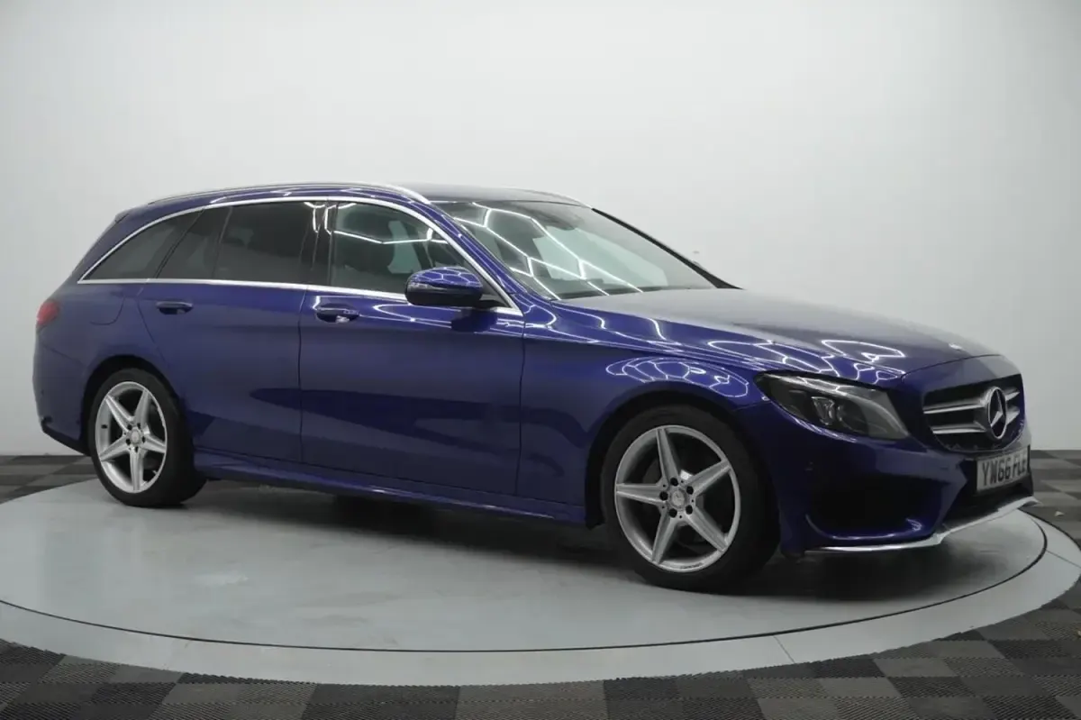 Second-hand Mercedes C200 AMG line 2017 Albastru Break