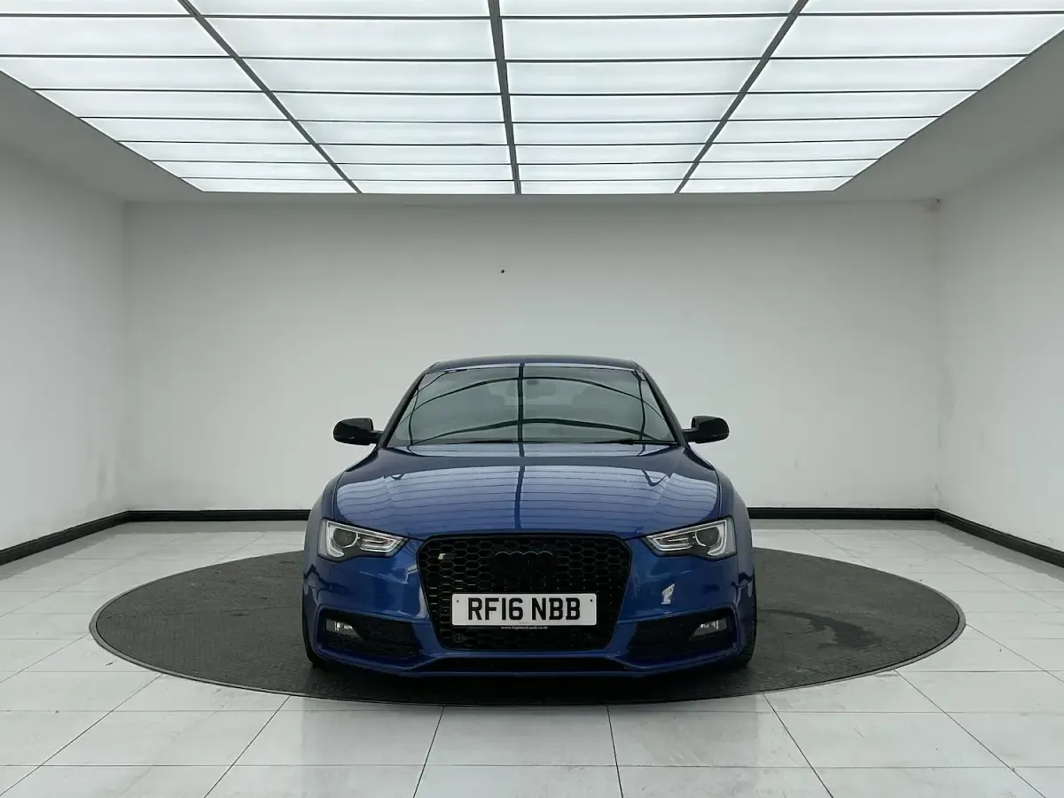 Used Audi A5 Black Edition 333 HP (244 kW) 2016 Blue Coupe