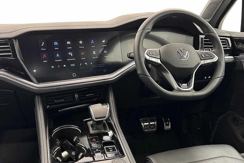 Used VW Touareg Black Edition 286 HP (210 kW) 2025 Black SUV