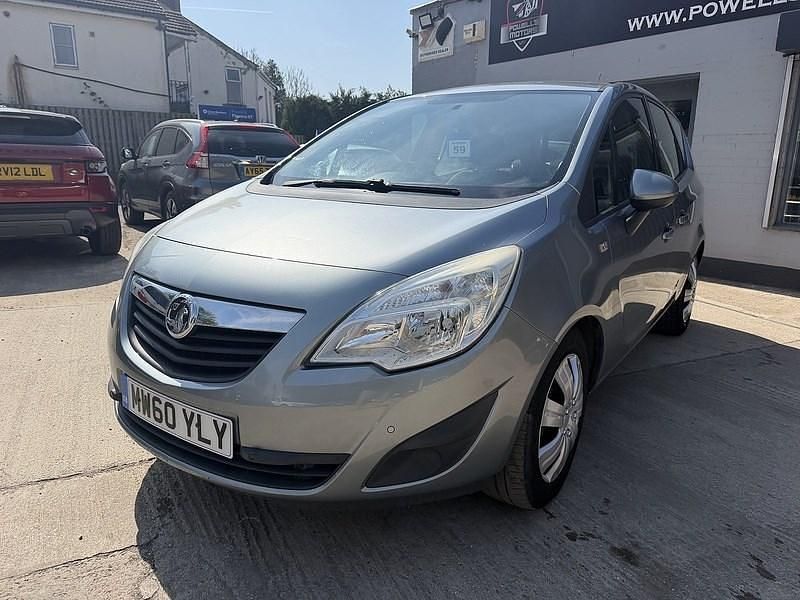 Used Vauxhall Meriva 100 HP (73 kW) 2011 Silver MPV