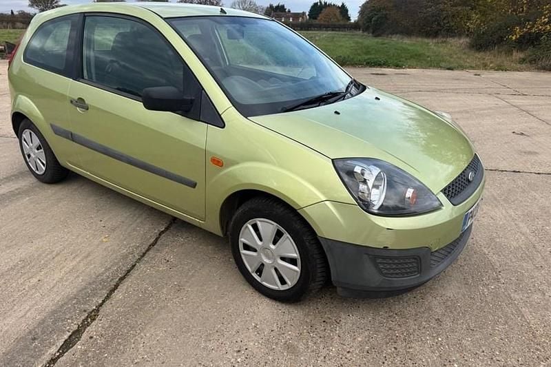 Green Used 2006 Ford Fiesta Studio Hatchback | £895 (Fair price) - Image 1/1
