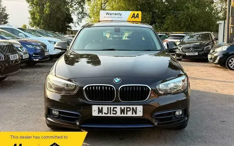 Used BMW 120 Sport Line 190 HP (139 kW) 2015 Hatchback