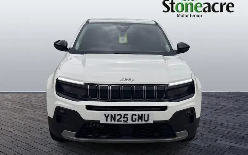 New Jeep Avenger Summit 101 HP (74 kW) 2025 White SUV