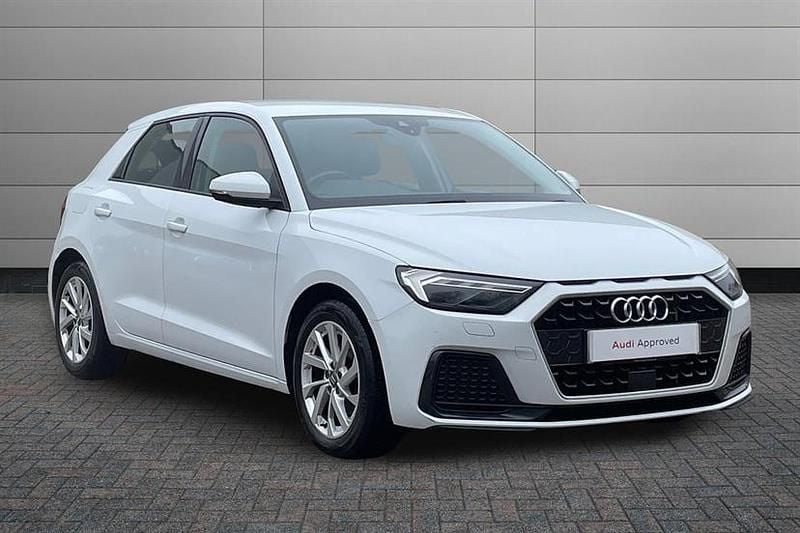 Used Audi A1 Sport 150 HP (110 kW) 2019 Glacier white SUV