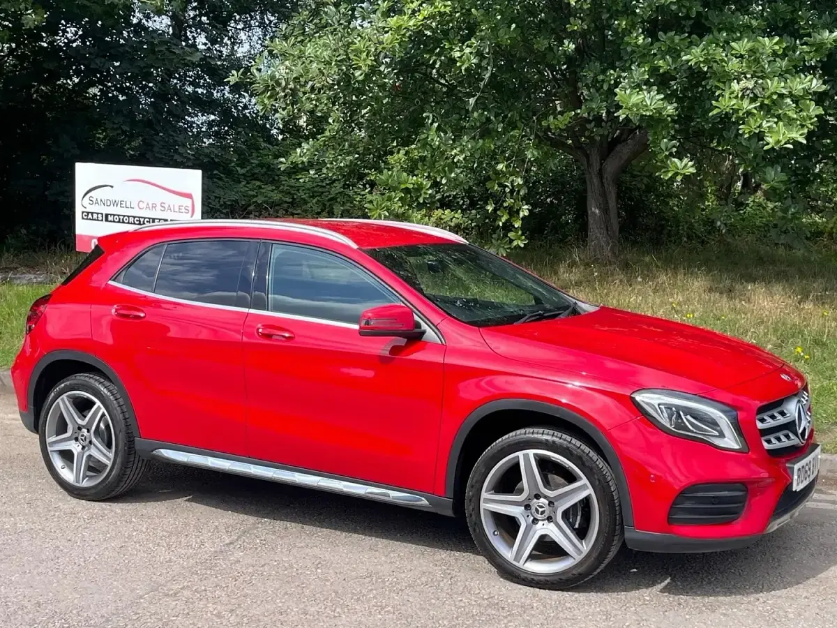 Used Mercedes GLA180 AMG line 2019 Red SUV