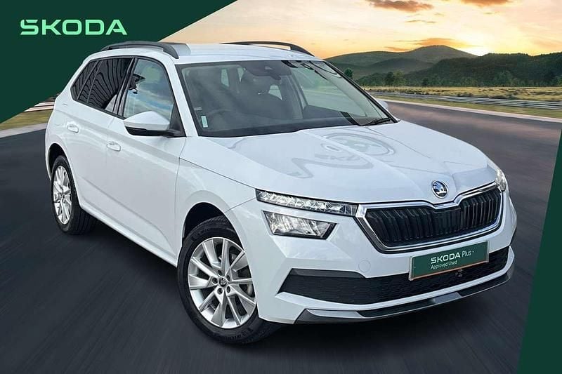 White Used 2022 Skoda Kamiq SE Drive SUV | £16,999 (Fair price) - Image 1/4