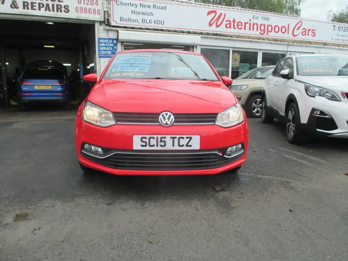 Used VW Polo SE 2015 Red Hatchback