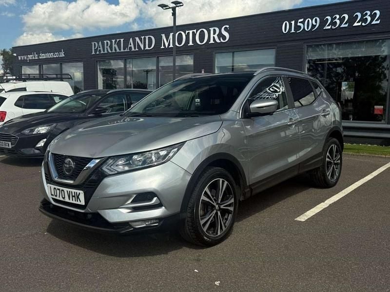 Used Nissan Qashqai N-Connecta 140 HP (102 kW) 2021 Silver SUV