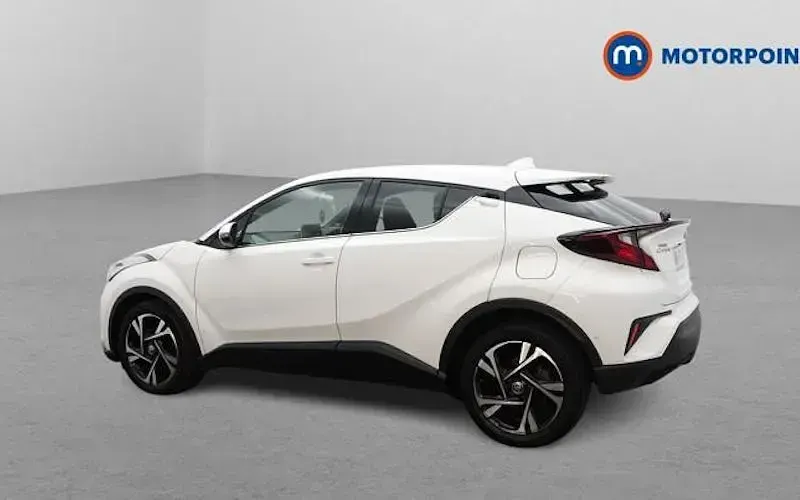 Used Toyota C-HR Design 122 HP (89 kW) 2023 White SUV