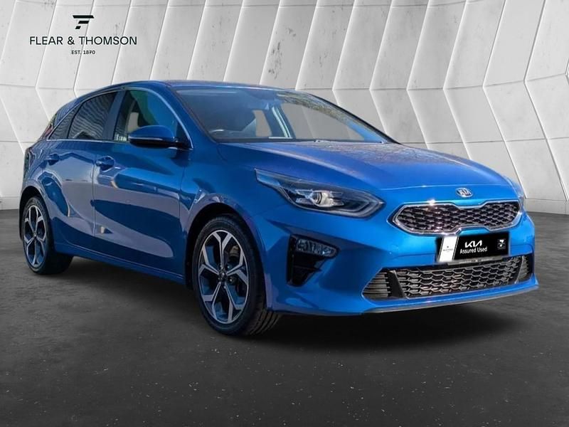 Blue Used 2019 Kia Ceed Hatchback | £12,697 (Fair price) - Image 1/4