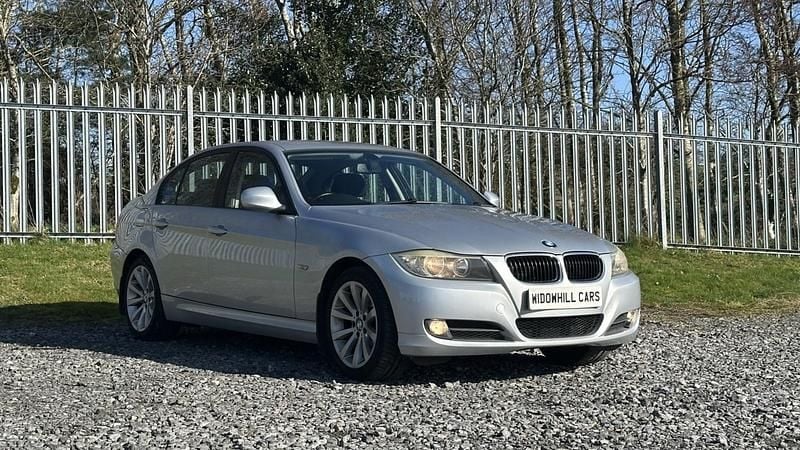 Used BMW 318 143 HP (105 kW) 2009 Silver Sedan